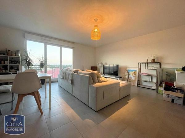 Appartement à louer 2 pièces 51.9m²