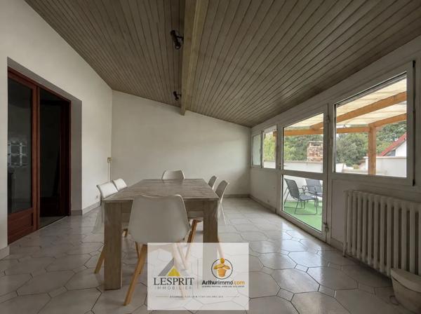 Location                                                      Appartement
                        
                     5 pièces                      158 m2                     à Malemort