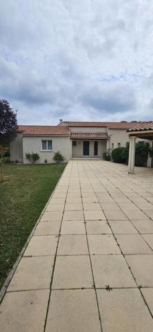 Maison à vendre à Saint-Clément-de-Rivière dans l'Hérault (34980), ref : 34019-479