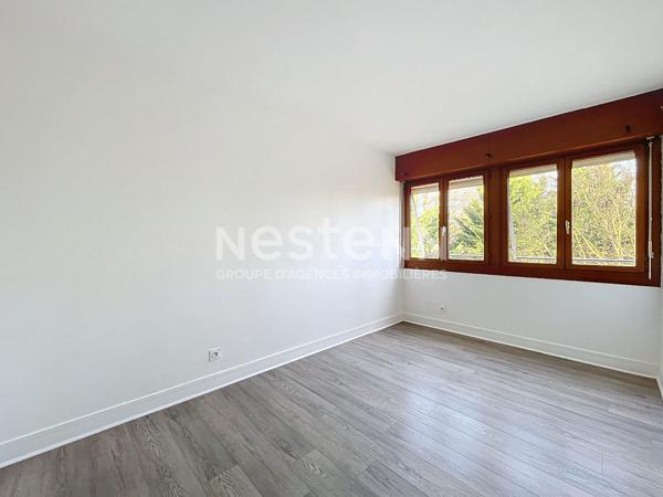 Appartement 4 pièces à vendre - Dernier étage avec vue sur cour à Blois (Cabochon)