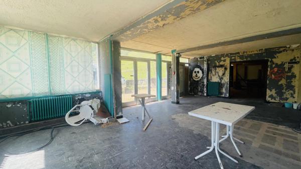 Vente Immeuble 10 pièces 1000 m2 à Enchastrayes