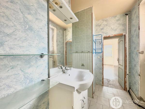 Chanas (38150) Maison Centre ville 4 chambres