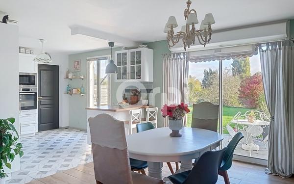 Maison à vendre    5 pièces • 126,37 m2 Noailles