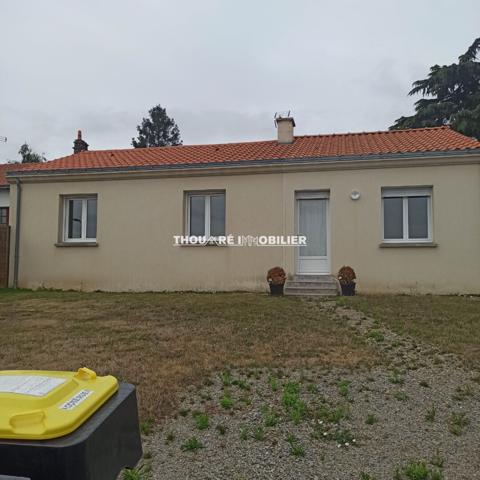 49270 CHAMPTOCEAUX CHAMPTOCEAUX BOURG 85M2