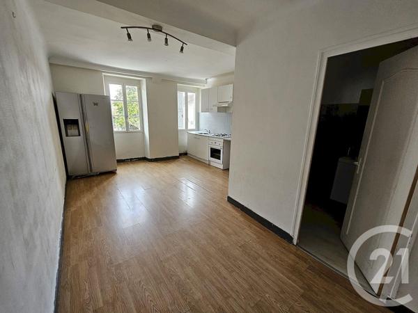 Immeuble à vendre  86 m 2   SAUVETERRE DE BEARN  - 64