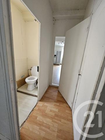 Immeuble à vendre  86 m 2   SAUVETERRE DE BEARN  - 64