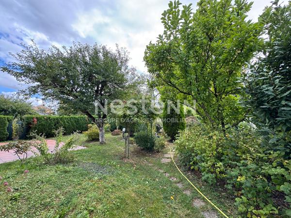 Maison individuelle  - 3 chambres - garage - Jardin - Thierville sur Meuse