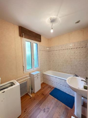 Maison Saint Georges De Didonne 4 pièce(s) 79 m2 front de Mer