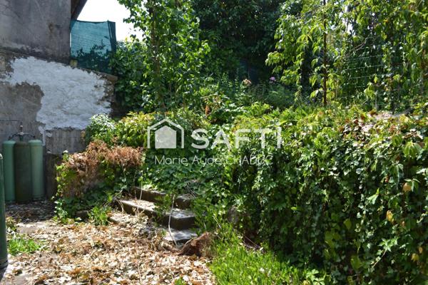 Idéal investiseur batiment 333 m2 avec deux locaux commerciaux