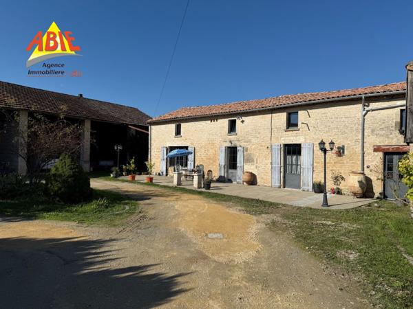 Maison  6 pièce(s)  5 chambre(s)  206 m²