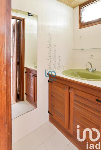 Pavillon 6 pièces de 147 m² à Villecresnes (94440)