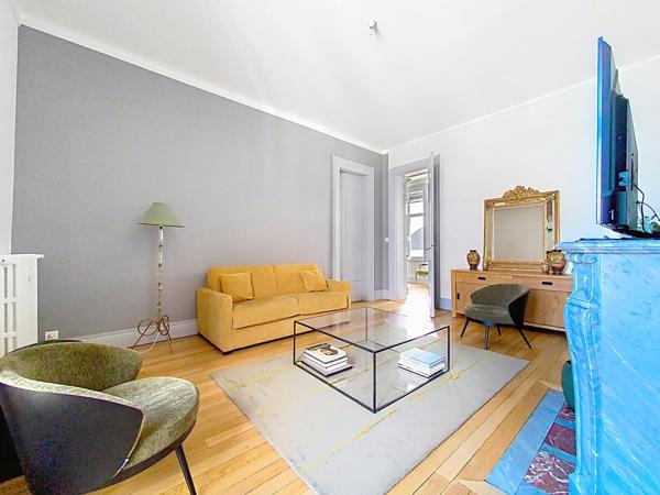 Appartement bourgeois de 166m² avec parking et cave ARMENTIERES