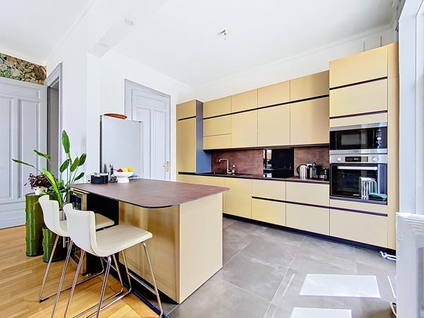 Appartement bourgeois de 166m² avec parking et cave ARMENTIERES