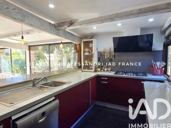 Maison à vendre 6 pièces 187 m² Bandol