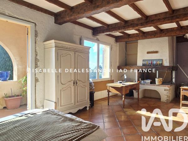 Maison à vendre 6 pièces 187 m² Bandol