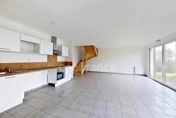 À vendre - Liffré (35340) -Maison -P6 – 5 chambres - 114,66 mètres carrés - Terrain 337 m² - garage – jardin