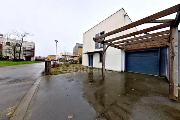 À vendre - Liffré (35340) -Maison -P6 – 5 chambres - 114,66 mètres carrés - Terrain 337 m² - garage – jardin
