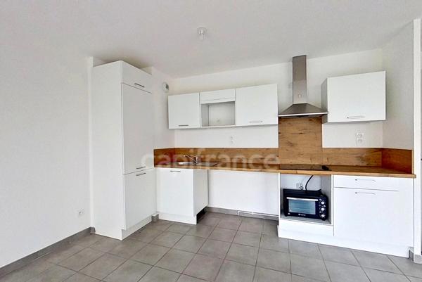 À vendre - Liffré (35340) -Maison -P6 – 5 chambres - 114,66 mètres carrés - Terrain 337 m² - garage – jardin