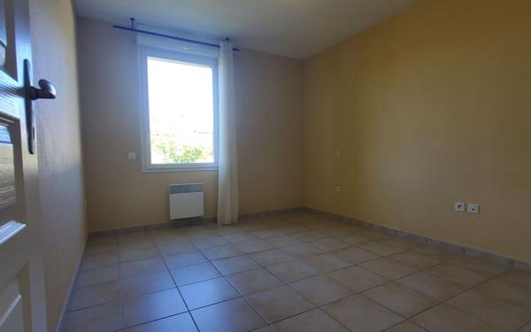 Maison à vendre    3 pièces •  Ruoms