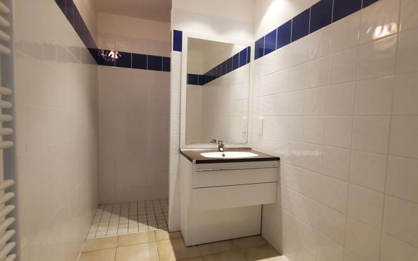 Maison à vendre    3 pièces •  Ruoms