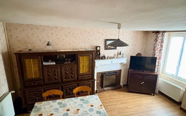 Maison à vendre    5 pièces •  Montmorillon