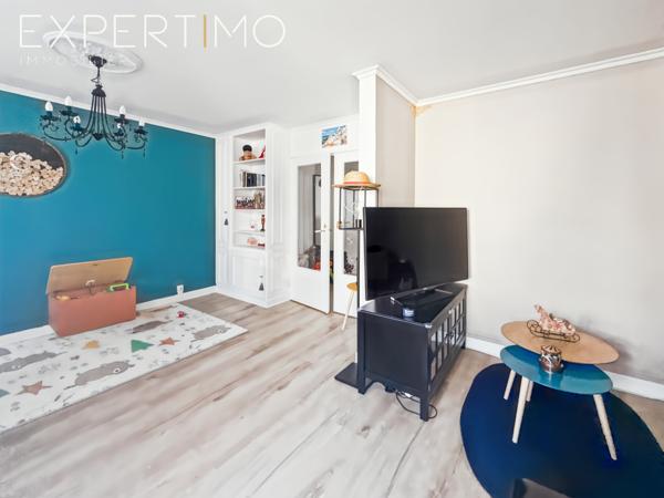 Ermont (95120) Ermont proche gare. 3 pièces de 65 M2 avec parking.