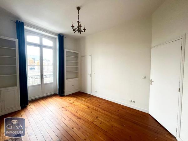Appartement à louer 4 pièces 105.83m²