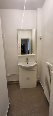 Appartement
         3 pièces
        - 59 m²