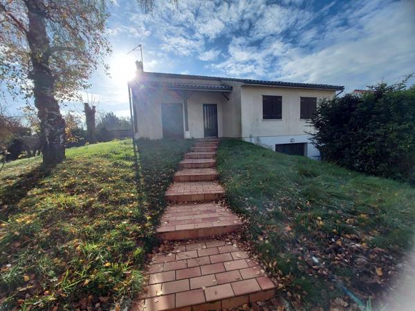 Vente                                                      Maison
                        
                     4 pièces                      85 m2                     à Niort