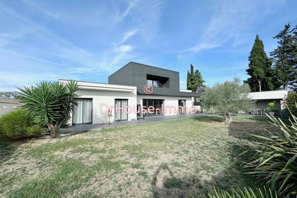 Maison à vendre 6 pièces de 211 m²