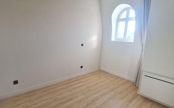 Appartement à louer    3 pièces • 78 m2 Tourcoing