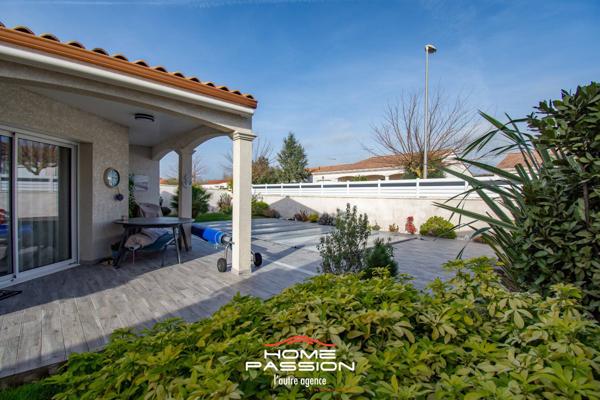 ROYAN - MAISON DE PLAIN PIED AVEC PISCINE