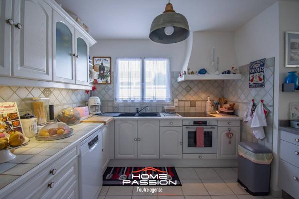 ROYAN - MAISON DE PLAIN PIED AVEC PISCINE