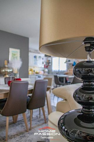 ROYAN - MAISON DE PLAIN PIED AVEC PISCINE