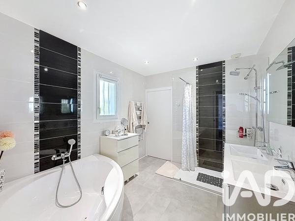 Maison à vendre 4 pièces 93 m² Agde