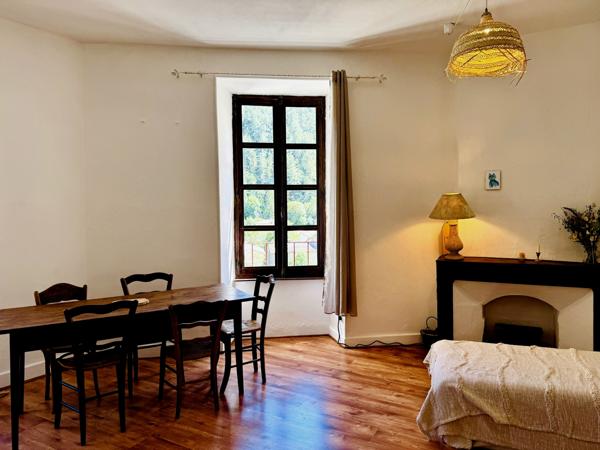 Châtillon-en-Diois (26410) Châtillon-en-Diois (26150)/ Appartement T2/T3 avec balcon