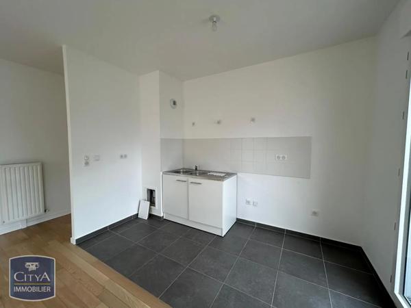 Appartement à louer 4 pièces 75.81m²