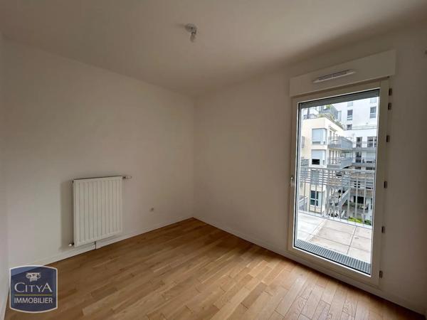Appartement à louer 4 pièces 75.81m²