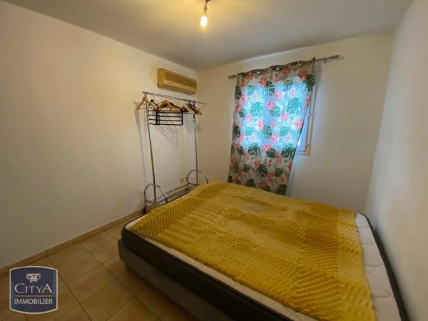 Appartement à louer 2 pièces 45.99m² Sainte-Marie (97438)