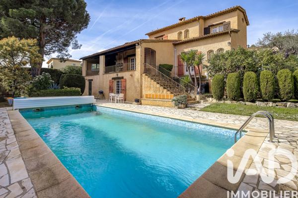 Maison à vendre 6 pièces 205,26 m² La Roquette-sur-Siagne