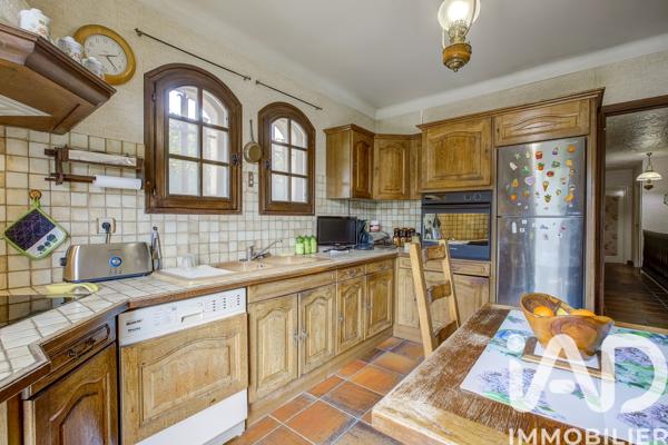 Maison à vendre 6 pièces 205,26 m² La Roquette-sur-Siagne