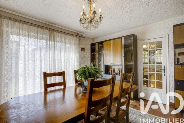Maison à vendre 6 pièces 205,26 m² La Roquette-sur-Siagne