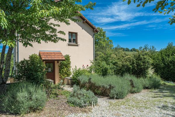 Maison
         4 pièces
        - 100 m² Exclusivité 139 500 € *