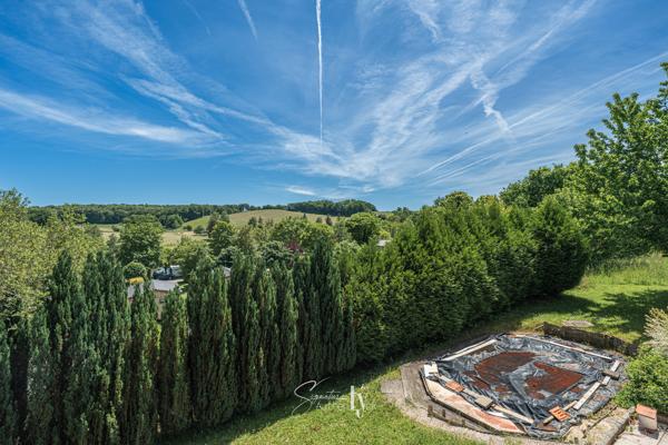 Maison
         4 pièces
        - 100 m² Exclusivité 139 500 € *