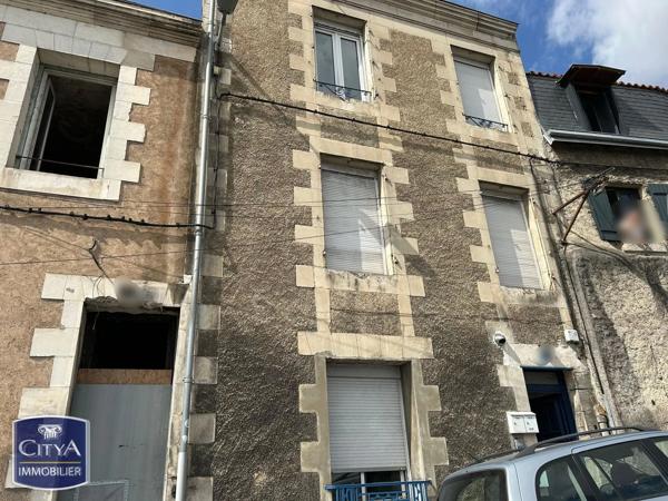 Immeuble à vendre 75.42m² Poitiers (86000)