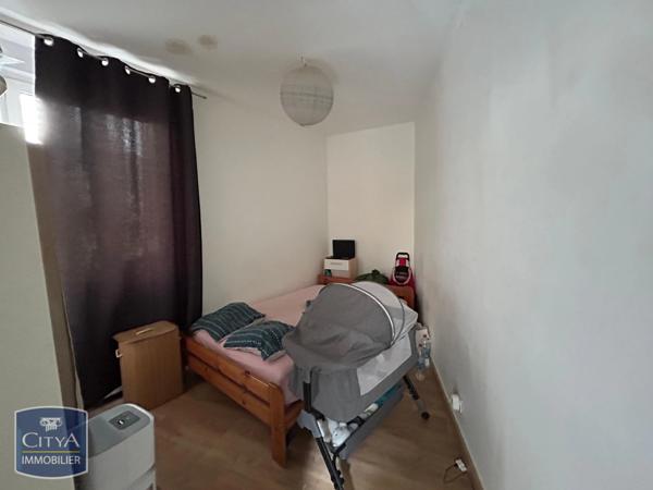 Immeuble à vendre 75.42m² Poitiers (86000)