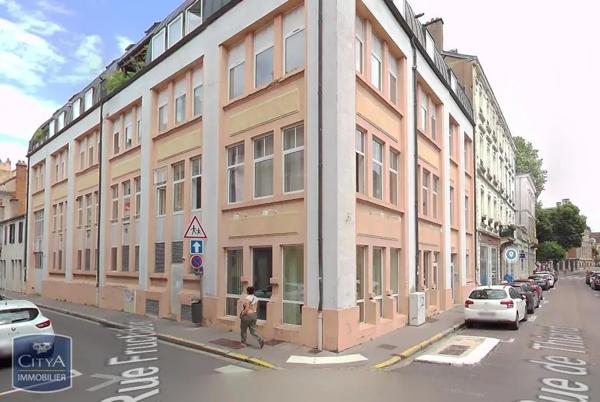 Appartement à louer 3 pièces 54.57m² Chalon-sur-Saône (71100)