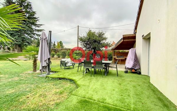 Maison à louer    3 pièces • 92 m2 Vendat