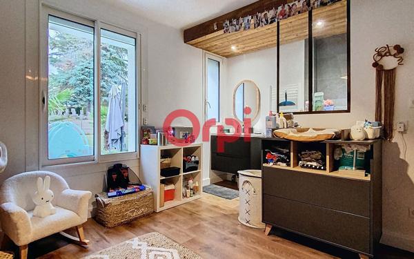 Maison à louer    3 pièces • 92 m2 Vendat