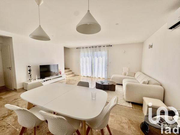 Maison traditionnelle 5 pièces de 110 m² à Marguerittes (30320)